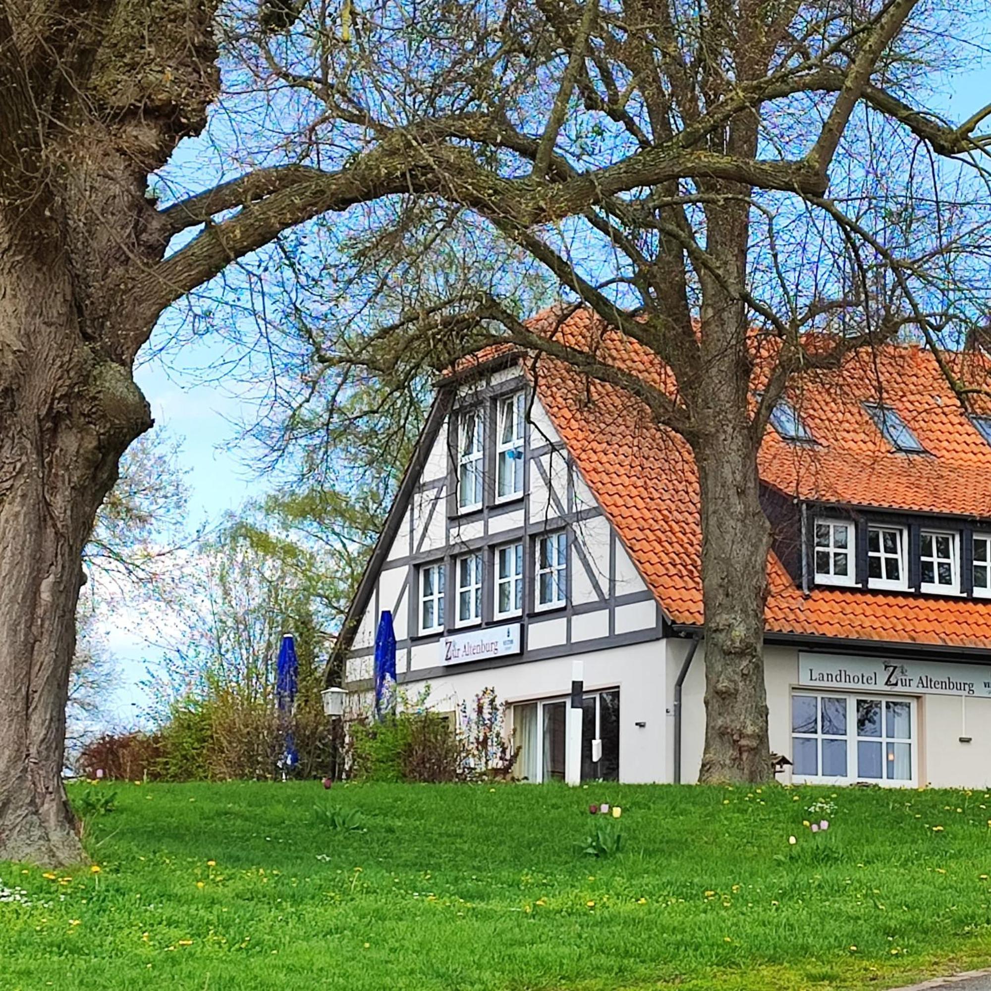 Landhotel Zur Altenburg Kalefeld Екстериор снимка